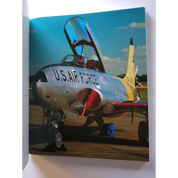 Airshow Jon Davison Foreword By Gary Numan Book Aviation 1992 Softcover 160 Page - Picture 7 of 10